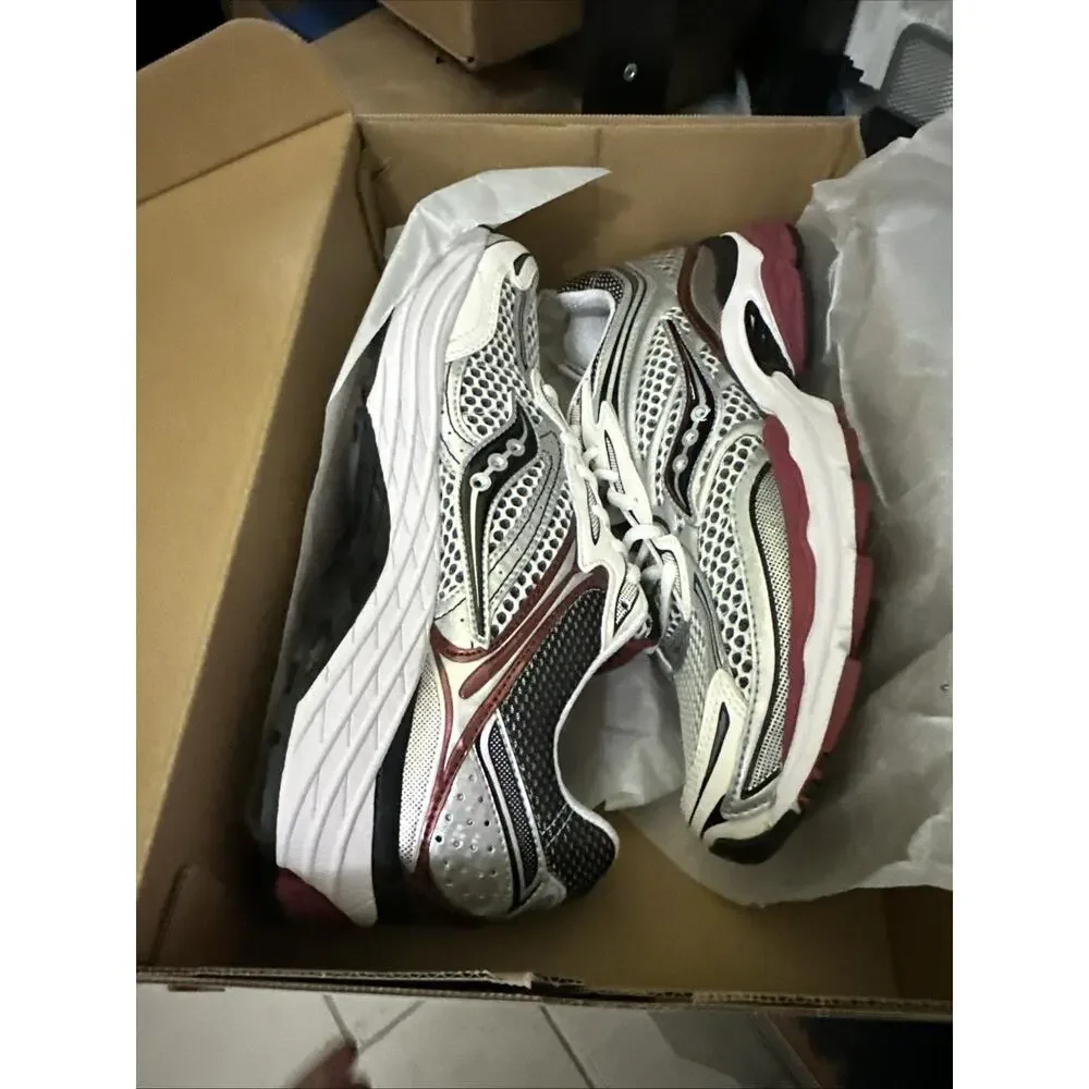 New Men's Size 8.5 Saucony Progrid Omni 9 Silver Red S70739-1